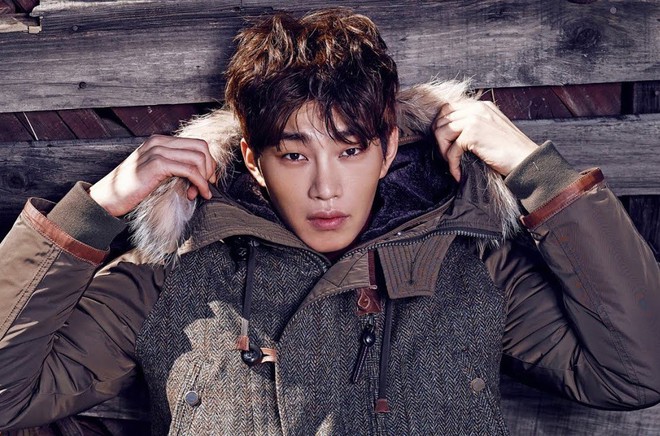 4 nam diễn viên Hàn được kì vọng kế vị Song Joong Ki, Park Bo Gum trong năm 2019 - Ảnh 4.