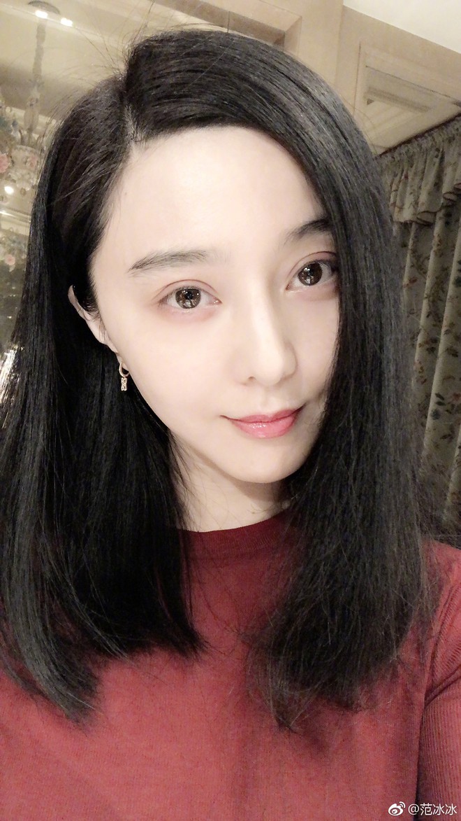 Nữ hoàng Phạm Băng Băng chính thức trở lại showbiz bằng loạt ảnh selfie gây sốt đêm giao thừa - Ảnh 3.