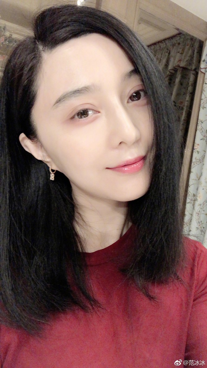 Nữ hoàng Phạm Băng Băng chính thức trở lại showbiz bằng loạt ảnh selfie gây sốt đêm giao thừa - Ảnh 4.