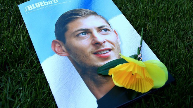 T&igrave;m thấy x&aacute;c m&aacute;y bay chở sao ngoại hạng Anh Emiliano Sala sau đ&uacute;ng 2 tuần mất t&iacute;ch - Ảnh 2.