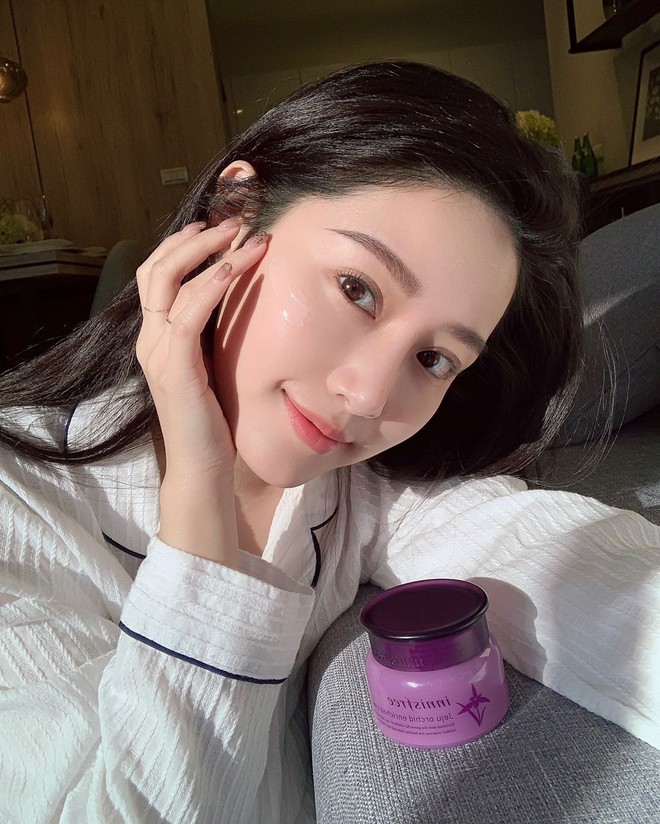 Cẩm nang t&uacute;t t&aacute;t ng&agrave;y Tết cho n&agrave;ng lười nhưng vẫn muốn đẹp: chỉ c&oacute; 4 chi&ecirc;u nhưng đều lợi hại hết sức - Ảnh 1.