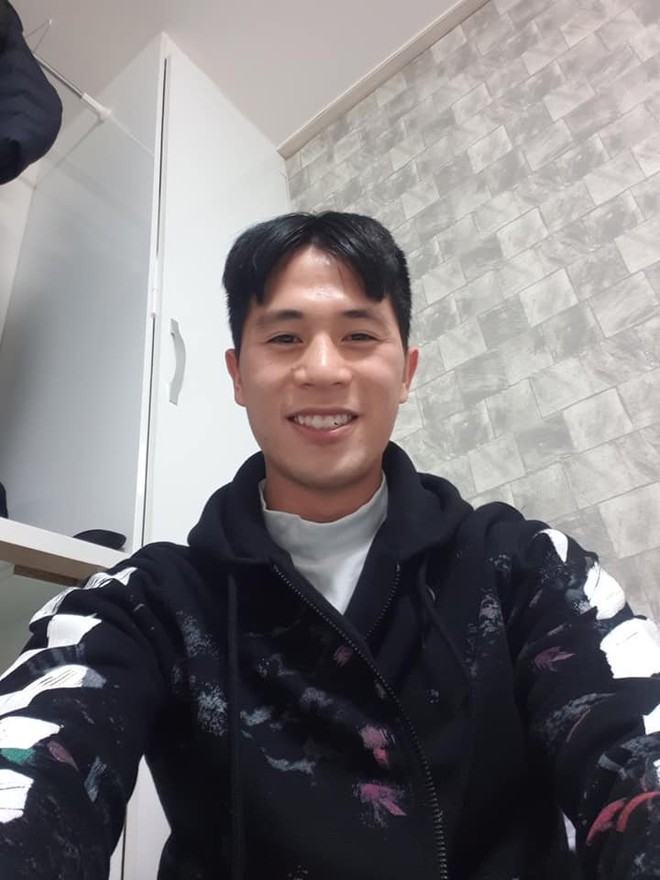 Trang phục Tết của cầu thủ Việt Nam: người cool ngầu, người giản dị - Ảnh 9.