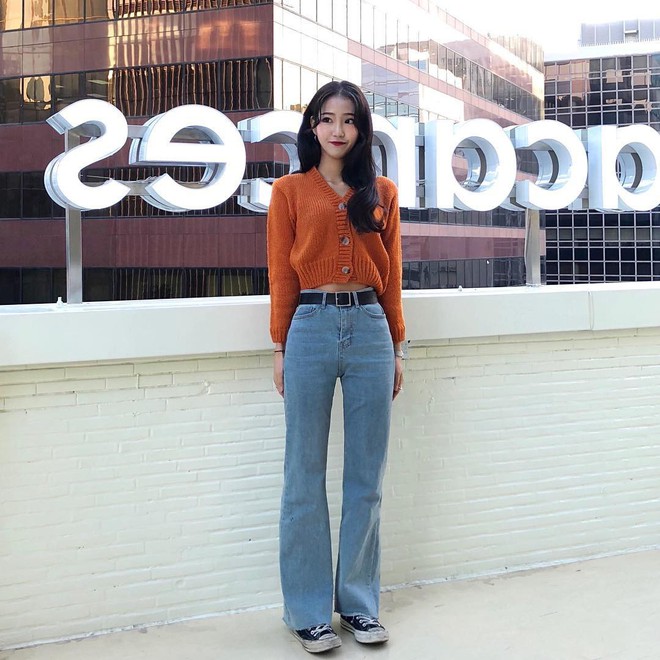 Dịp Tết nếu chưa chụp được kiểu ảnh OOTD chất chơi nào, bạn hãy tham khảo street style sành điệu của giới trẻ Hàn để triển ngay cho kịp - Ảnh 1.