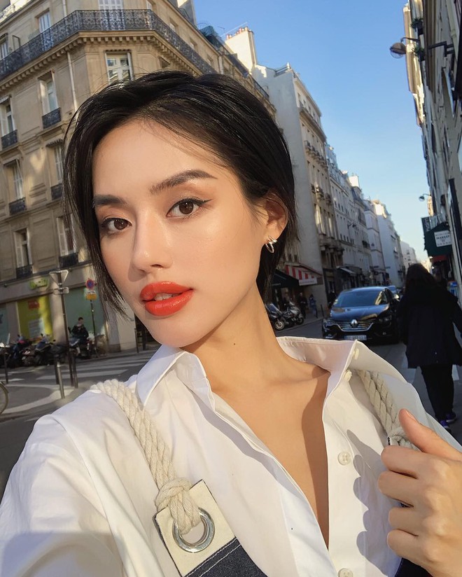 Mấy ai tinh thần thép được như Khánh Linh The Face, du lịch ở tận Paris nhưng vẫn hùng dũng lao ra đường tập thể dục! - Ảnh 4.