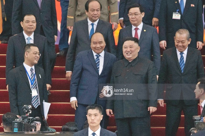 Chủ tịch Kim Jong-un kết thúc ngày đầu tiên thăm hữu nghị chính thức Việt Nam sau các cuộc diện kiến lãnh đạo nhà nước - Ảnh 12.