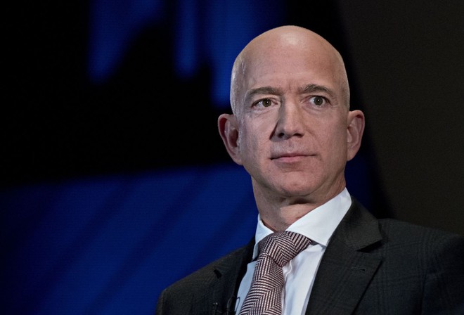 Tỷ phú số 1 thế giới Jeff Bezos tiết lộ bí quyết tận dụng thời gian, nhân viên đều răm rắp làm theo - Ảnh 1.