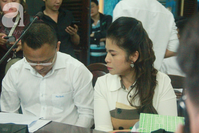 B&agrave; L&ecirc; Ho&agrave;ng Diệp Thảo ngậm ng&ugrave;i: V&igrave; thương chồng mới đưa &ocirc;ng Vũ v&agrave;o nh&agrave; thương đi&ecirc;n - Ảnh 3.