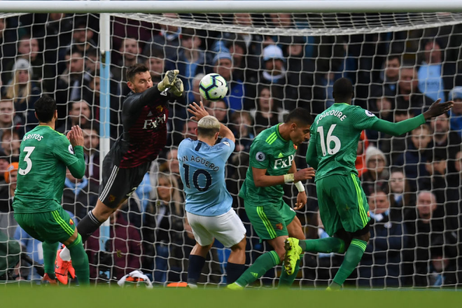 Ghi 3 b&agrave;n thắng thần tốc đầu hiệp hai, Man City cho Liverpool h&iacute;t kh&oacute;i trong cuộc đua v&ocirc; địch Ngoại hạng Anh - Ảnh 3.