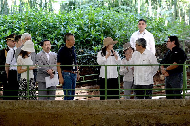 Mako nàng công chúa Nhật Bản: Rời hoàng tộc vì tình yêu, chấp nhận chờ "hoàng tử" trả nợ xong mới cưới - Ảnh 4.