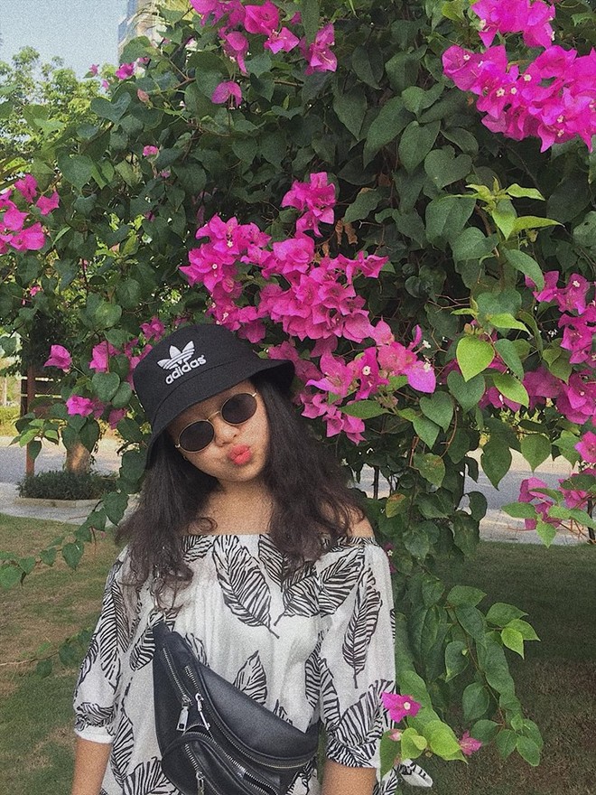 Bị bạn b&oacute;c ảnh kh&aacute;c biệt l&uacute;c đi học v&agrave; khi l&ecirc;n Instagram, nạn nh&acirc;n thốt ra 1 c&acirc;u l&agrave;m ai cũng cười b&ograve; - Ảnh 4.