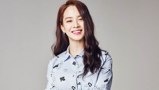 Lâu lắm rồi mới thấy Song Ji Hyo có một kiểu tóc gây thương nhớ như thế này! - Ảnh 6.