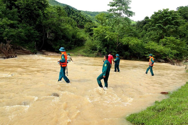 Nghệ An: Bỏ nhà đi nhiều ngày, người đàn ông được phát hiện tử vong trong tư thế treo cổ - Ảnh 1.