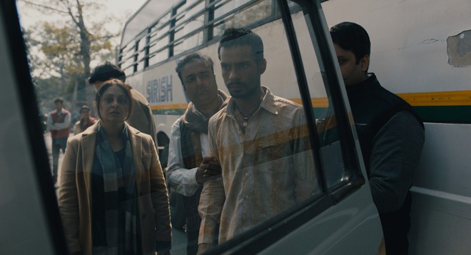 Netflix tái hiện vụ hiếp dâm tập thể rúng động cả thế giới tại Ấn Độ trong Delhi Crime - Ảnh 4.