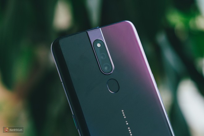 Ch&acirc;n dung OPPO F11 Pro - Smartphone tầm trung với thiết kế m&agrave;n h&igrave;nh tr&agrave;n viền nhưng kh&ocirc;ng tai thỏ - Ảnh 10.