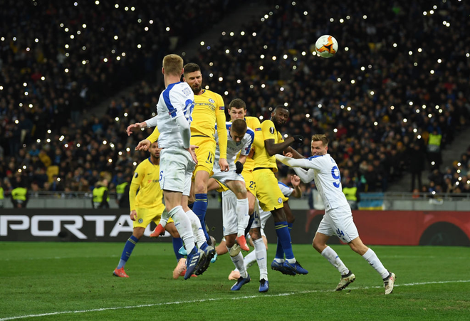 Siêu chân gỗ nổ tưng bừng, Chelsea vùi dập đối thủ 8-0 ở Europa League - Ảnh 7.