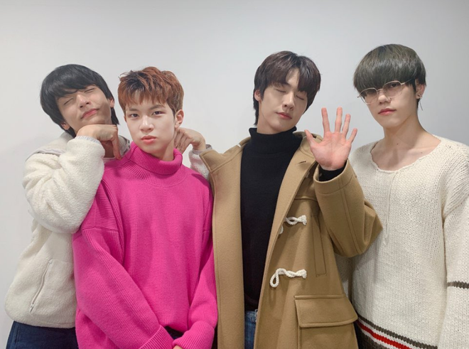 N.Flying tri ân fan theo cách EXID đã làm, tiết lộ từng bị cảnh sát sờ gáy khi biểu diễn trên đường phố - Ảnh 3.