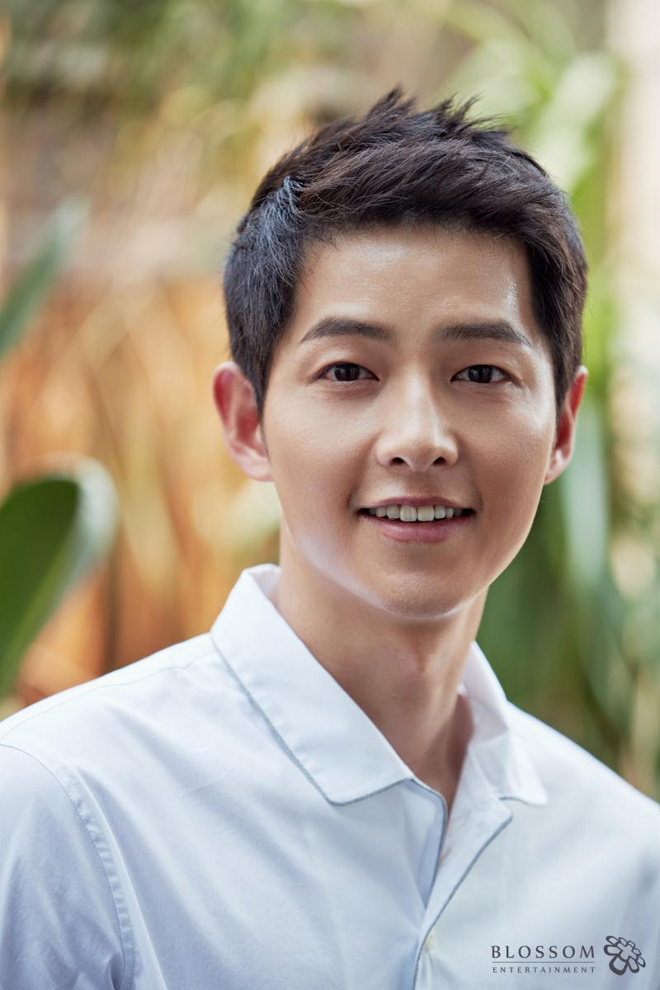 100 mỹ nam điển trai nhất châu Á: Song Joong Ki đứng ở vị trí nào cạnh BTS - Ngô Diệc Phàm? - Ảnh 13.