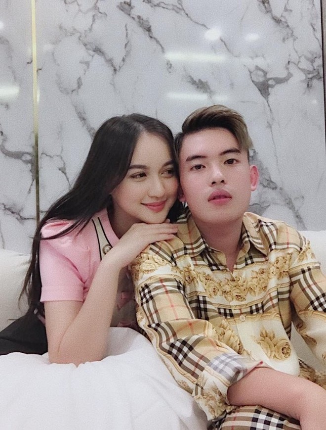 Club bạn trai hot girl  Việt: Toàn những gương mặt điển trai, giàu có và cuộc sống ngập tràn đồ hiệu - Ảnh 13.