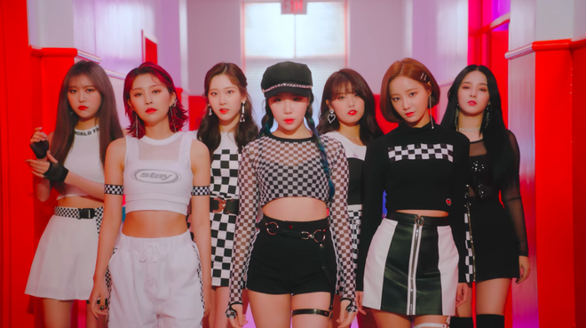 Chỉ mới nh&aacute; h&agrave;ng v&agrave;i gi&acirc;y, b&agrave;i h&aacute;t mới của MOMOLAND đ&atilde; bị tố đạo bản hit một thời của Orange Caramel - Ảnh 3.