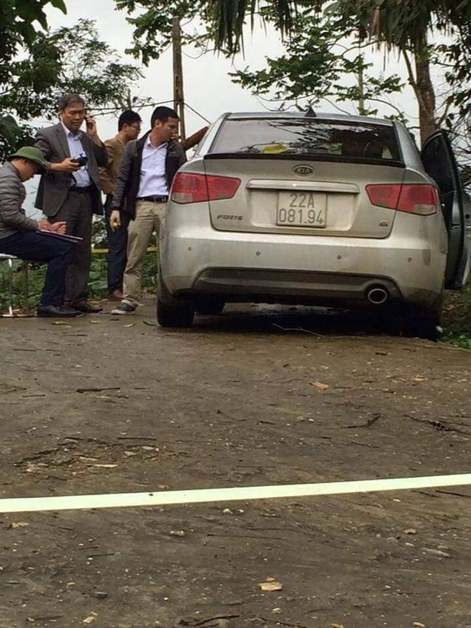 Vụ tài xế taxi bị bắn ở Tuyên Quang: Nghi phạm lái ô tô khoảng 20km thì bỏ lại xe rồi chạy trốn - Ảnh 1.