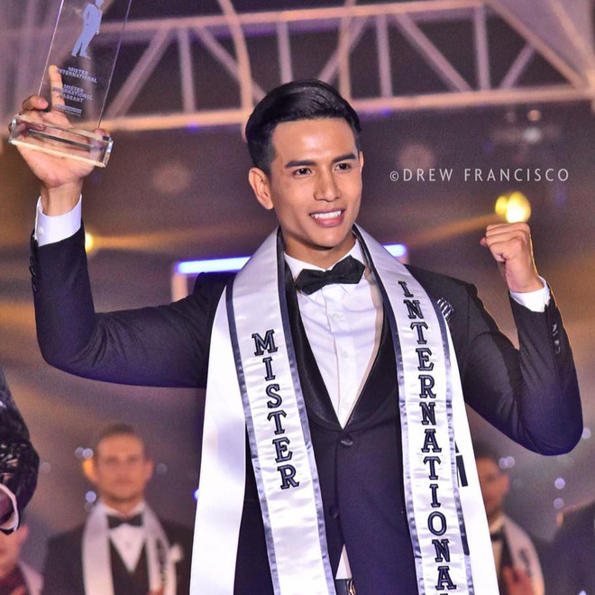 Thí sinh Mister International tố BTC mua bán giải, quấy rối tình dục: Nam vương Việt Nam vừa chiến thắng nói gì? - Ảnh 1.