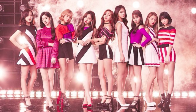 TWICE năm 2019 sẽ comeback 3 lần, đối đầu trực tiếp với BTS và BLACKPINK ở trời Tây? - Ảnh 5.