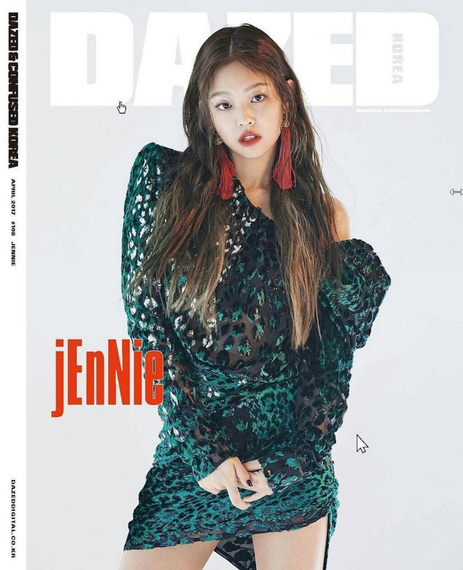 Cùng lên bìa 1 tạp chí nhưng sau 2 năm, vẻ đẹp và thần thái của Jennie (Black Pink) đã thay đổi ngoạn mục - Ảnh 2.