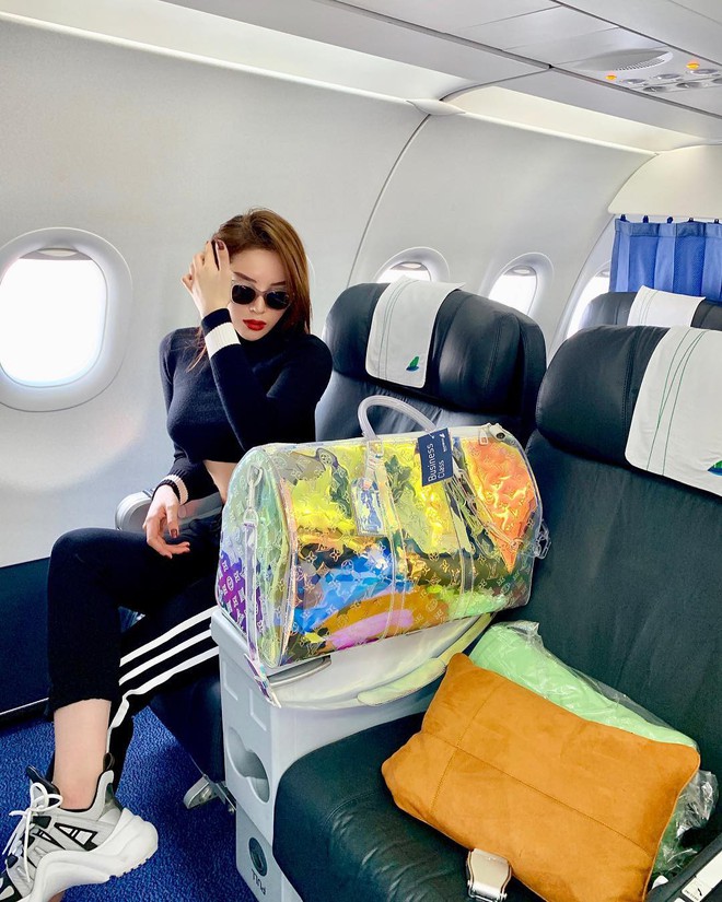 Hở hang th&igrave; thường qu&aacute;, giờ đ&acirc;y Kỳ Duy&ecirc;n đ&atilde; t&igrave;m ra c&aacute;ch mới để ph&ocirc; b&agrave;y c&aacute;i sự nở nang của m&igrave;nh - Ảnh 6.