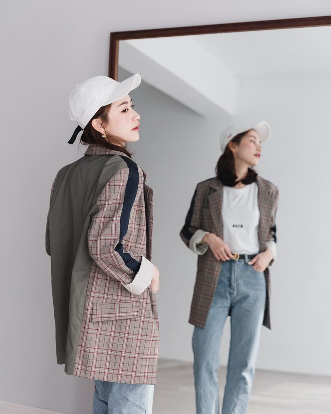 C&oacute; đến 4 style kh&aacute;c nhau từ cặp b&agrave;i tr&ugrave;ng quần jeans + blazer phục vụ c&aacute;c chị em c&ocirc;ng sở - Ảnh 12.
