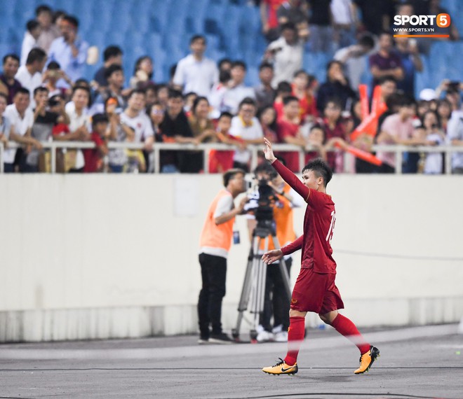 U23 Việt Nam lo ngay ngáy với chấn thương của Quang Hải - Ảnh 10.