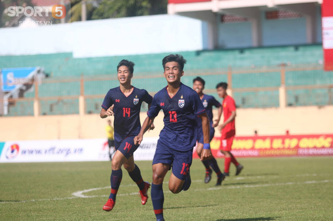 Thắng dễ U19 Trung Quốc, U19 Thái Lan vẫn phải dè chừng khi gặp U19 tuyển chọn Việt Nam - Ảnh 1.