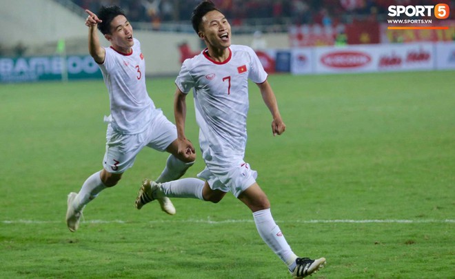U23 Việt Nam thắng nghẹt thở U23 Indonesia nhờ bàn thắng ở phút bù giờ cuối - Ảnh 2.