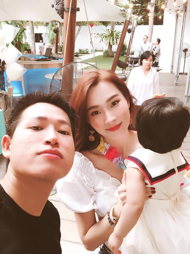 Vừa tr&ograve;n 1 tuổi, con g&aacute;i HH Đặng Thu Thảo đ&atilde; diện v&aacute;y hiệu &ldquo;chanh xả&rdquo; gần 11 triệu khiến ai cũng xu&yacute;t xoa - Ảnh 2.