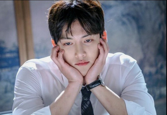 Ji Chang Wook - Nam thần may mắn né được đạn từ Burning Sun - Ảnh 11.