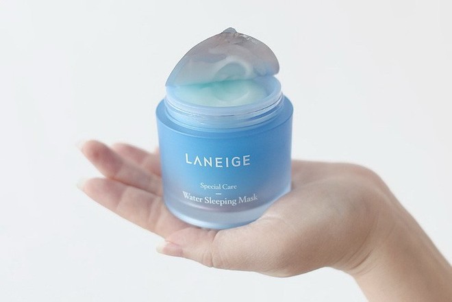 Những ng&agrave;y qu&aacute; bận hay lười skin care, bạn c&oacute; thể chuyển sang 4 loại mỹ phẩm t&iacute;ch hợp đầy đủ mọi c&ocirc;ng năng m&agrave; vẫn dưỡng da nhanh gọn n&agrave;y - Ảnh 2.
