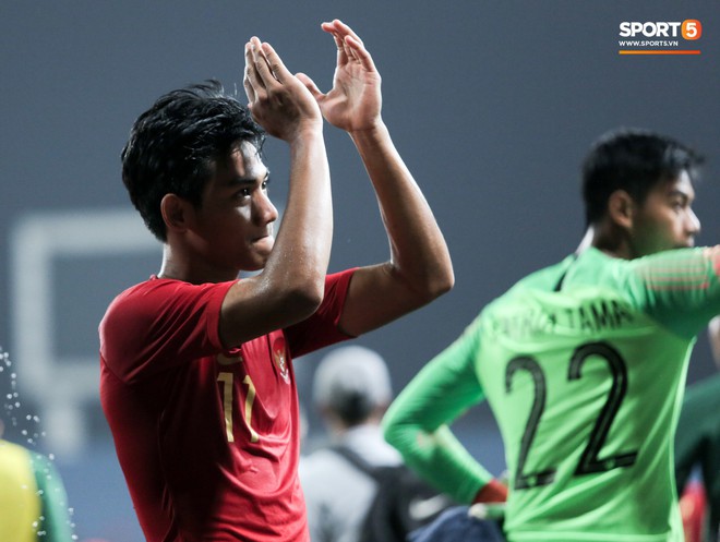 Cầu thủ U23 Indonesia bật khóc nức nở sau trận thua U23 Việt Nam - Ảnh 6.