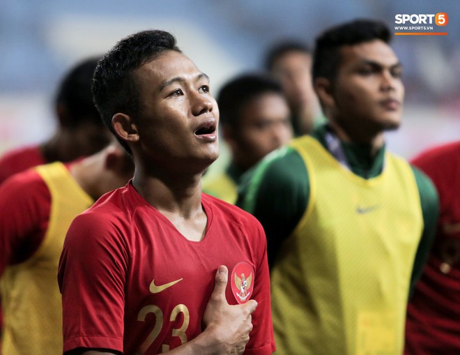 Cầu thủ U23 Indonesia bật khóc nức nở sau trận thua U23 Việt Nam - Ảnh 5.