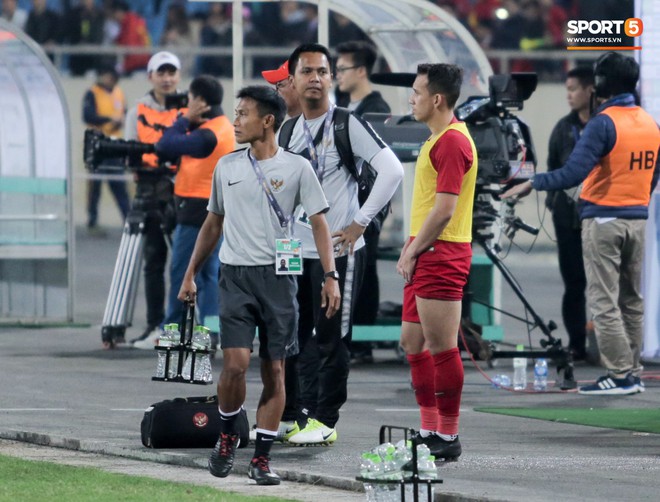 Cầu thủ U23 Indonesia bật khóc nức nở sau trận thua U23 Việt Nam - Ảnh 4.