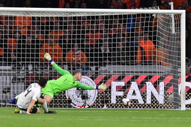 Tuyển Đức thắng kịch tính Hà Lan 3-2 ở trận ra quân vòng loại Euro 2020 - Ảnh 10.