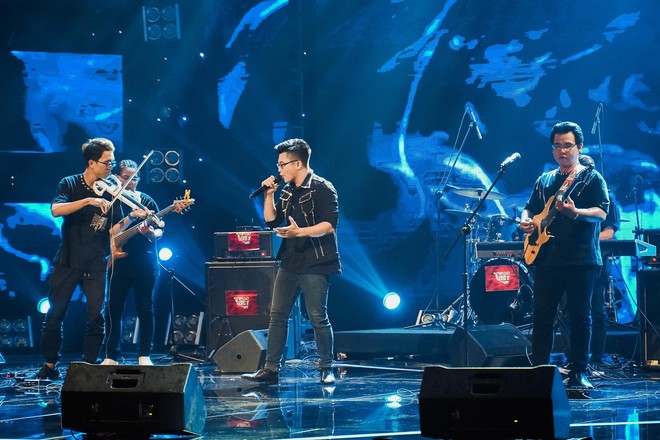 Ban nhạc Việt: M&agrave;n trộn lẫn hit Lam Trường, Mỹ T&acirc;m, Phương Vy khiến c&aacute;c gi&aacute;m khảo b&agrave;n t&aacute;n s&ocirc;i nổi - Ảnh 14.