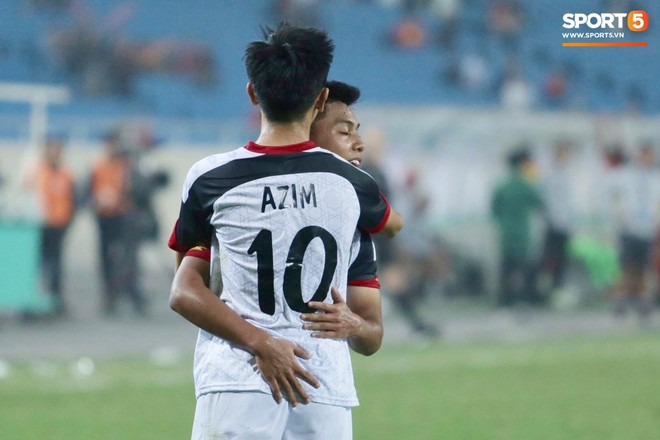 Hy hữu: Tiền đạo U23 Indonesia làm thủ môn, trở thành người hùng bất đắc dĩ - Ảnh 5.