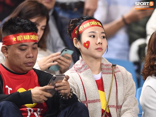 Những bóng hồng Việt Nam và Thái Lan thắp lửa đại chiến tại vòng loại U23 châu Á 2020 - Ảnh 5.