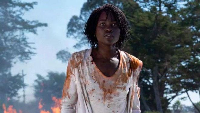 Giả thuyết g&acirc;y sốc của Us: Cậu &uacute;t Jason đ&atilde; bị ho&aacute;n đổi với bản sao! - Ảnh 5.