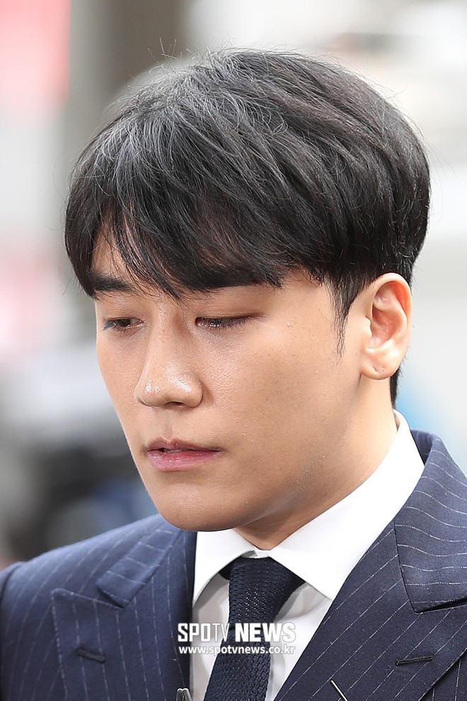 Seungri nhận gạch vì ghé tiệm làm đẹp để trang điểm kỹ, làm tóc trước khi thẩm vấn: Ý nghĩa đằng sau mới bất ngờ - Ảnh 4.