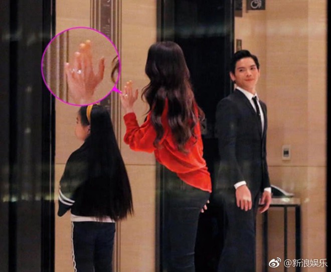 Bạn gái tin đồn của Seungri được con trai trùm showbiz Hong Kong cầu hôn, nhẫn kim cương khủng lộ diện - Ảnh 6.