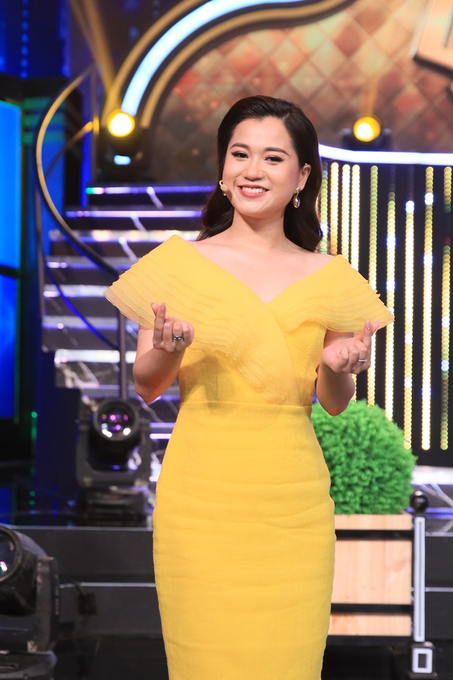 Ra khỏi MV, Hương Giang tiếp tục dằn mặt tình địch Karen Nguyễn trên sóng truyền hình - Ảnh 5.