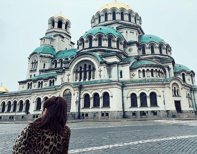 Loạt ảnh check-in của Hồ Quang Hiếu v&agrave; Bảo Anh khiến fan phải thốt l&ecirc;n: Cặp đ&ocirc;i du lịch xịn h&agrave;ng đầu showbiz Việt đ&acirc;y rồi!  - Ảnh 10.