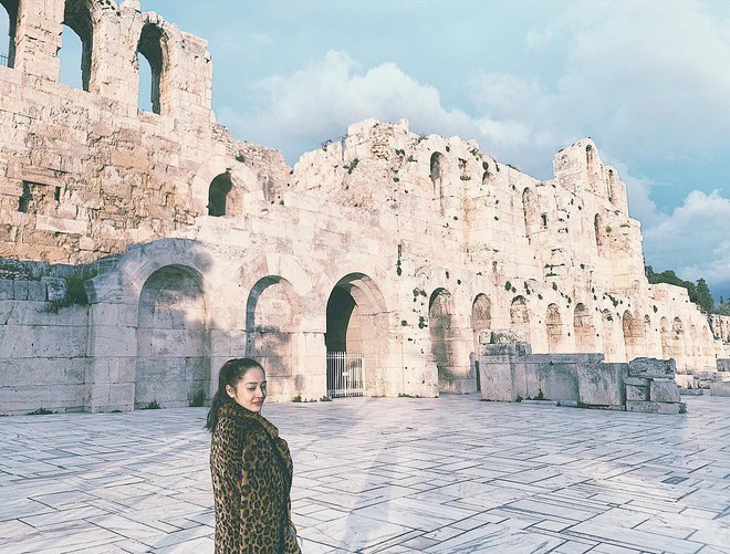 Loạt ảnh check-in của Hồ Quang Hiếu v&agrave; Bảo Anh khiến fan phải thốt l&ecirc;n: Cặp đ&ocirc;i du lịch xịn h&agrave;ng đầu showbiz Việt đ&acirc;y rồi!  - Ảnh 7.