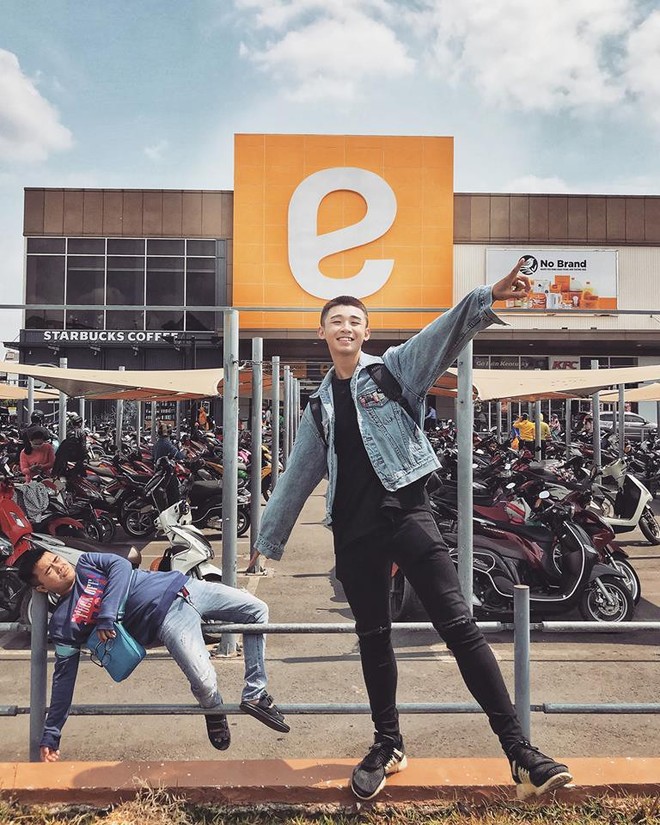 Trong nh&oacute;m bạn khi đi du lịch, lu&ocirc;n c&oacute; một đứa l&uacute;c n&agrave;o cũng tr&ocirc;ng uể oải, ch&aacute;n chường đ&uacute;ng kiểu đ&acirc;y l&agrave; đ&acirc;u v&agrave; t&ocirc;i l&agrave; ai?  - Ảnh 17.