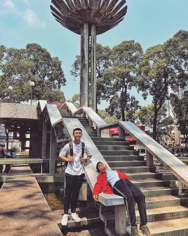 Trong nh&oacute;m bạn khi đi du lịch, lu&ocirc;n c&oacute; một đứa l&uacute;c n&agrave;o cũng tr&ocirc;ng uể oải, ch&aacute;n chường đ&uacute;ng kiểu đ&acirc;y l&agrave; đ&acirc;u v&agrave; t&ocirc;i l&agrave; ai?  - Ảnh 18.